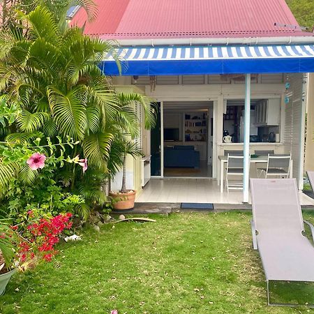 Bungalow Anolis Face A La Mer A 2 Min De La Plage. Terre-De-Haut Exterior photo